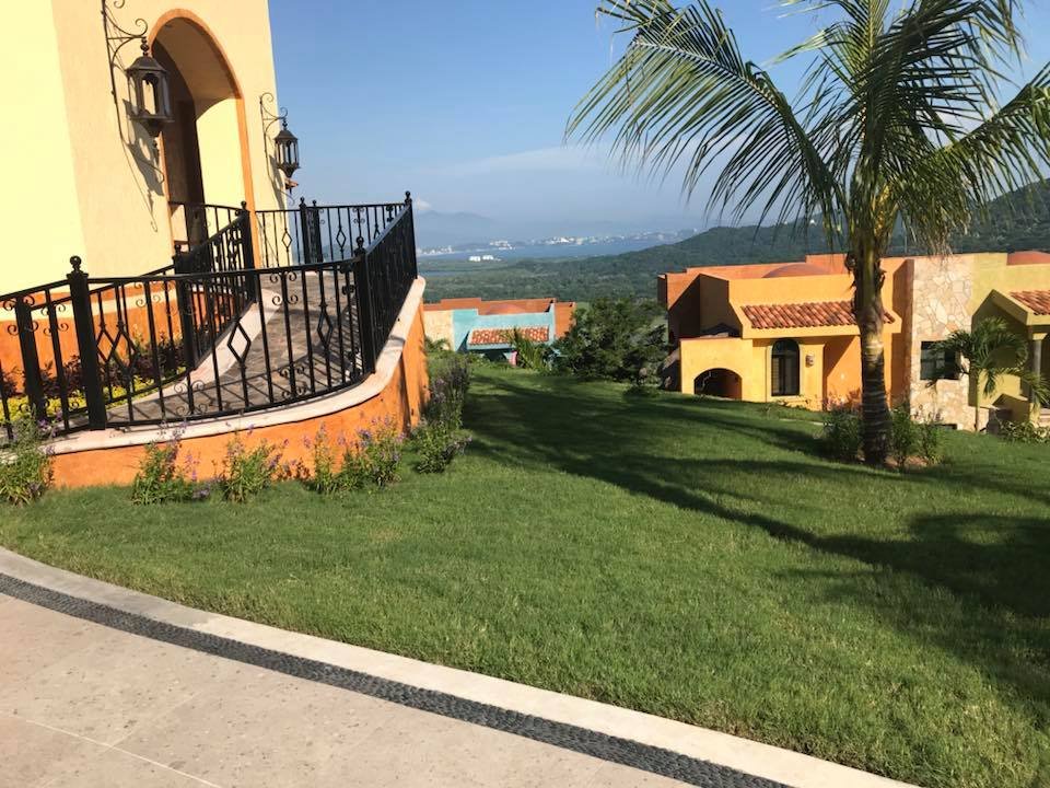Hotel 16