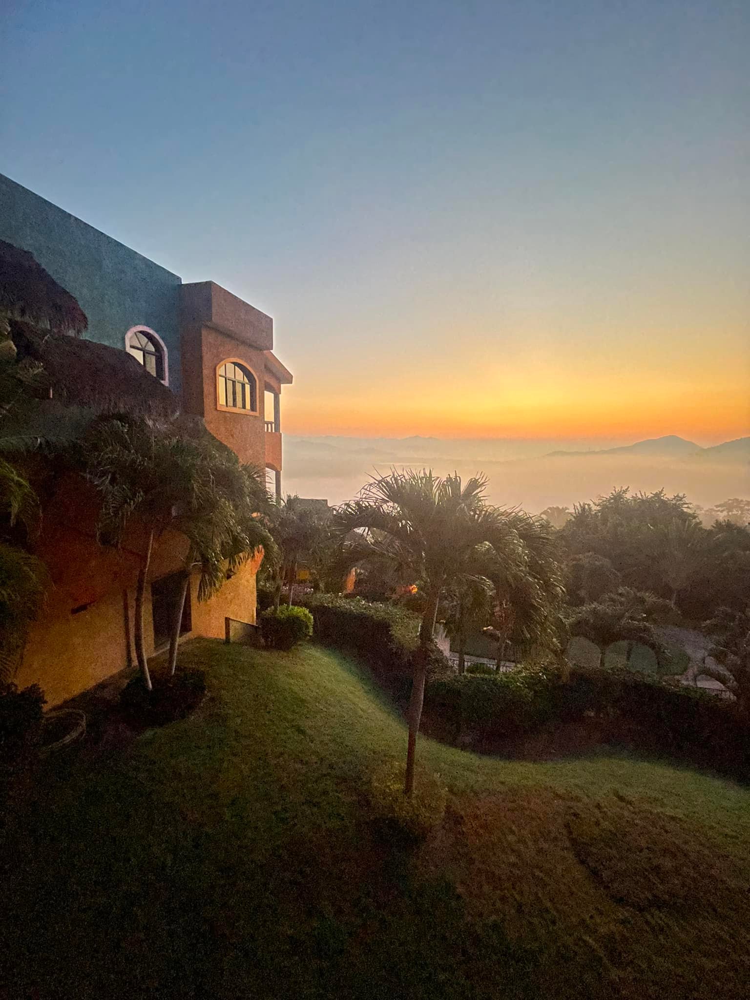 Hotel 8